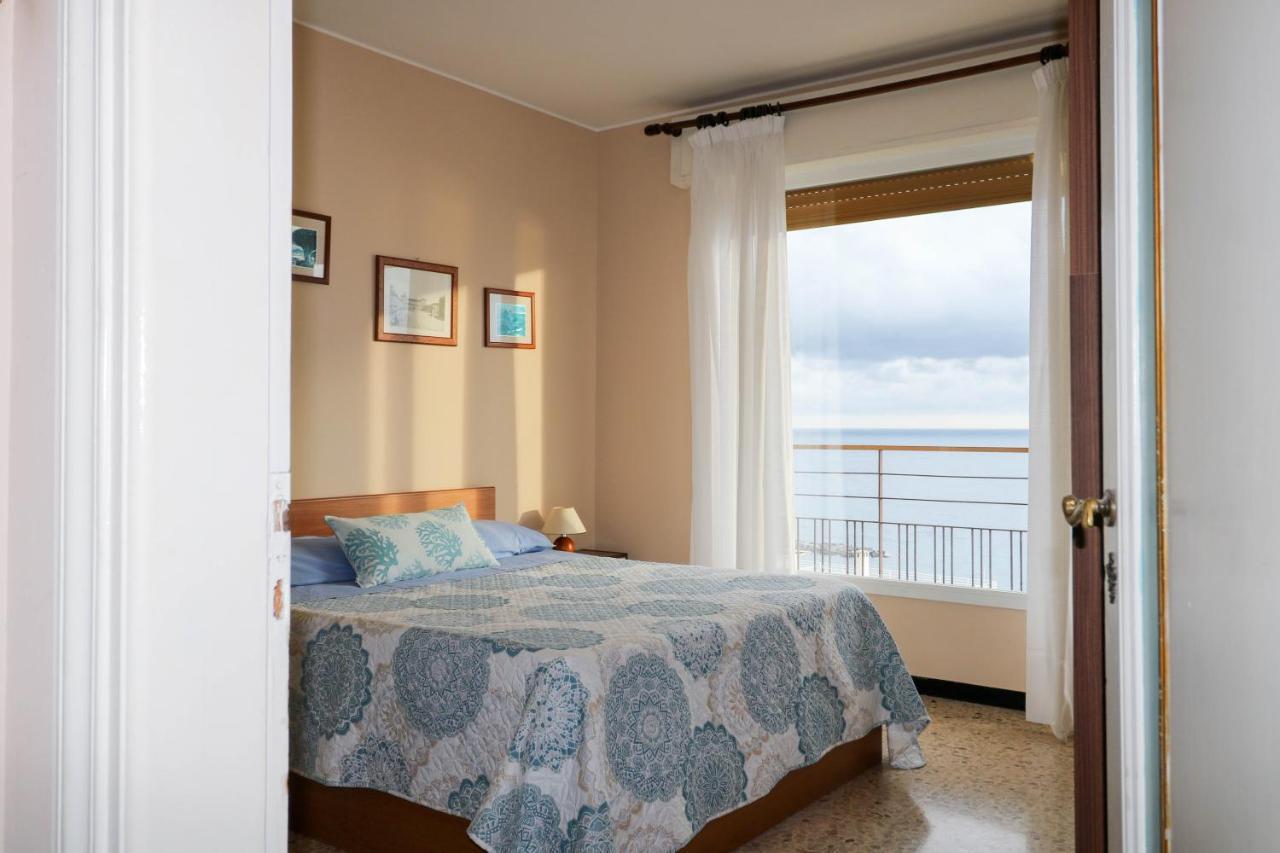 Apartamento H11 Arma Vista Mare Panoramica Arma di Taggia Exterior foto